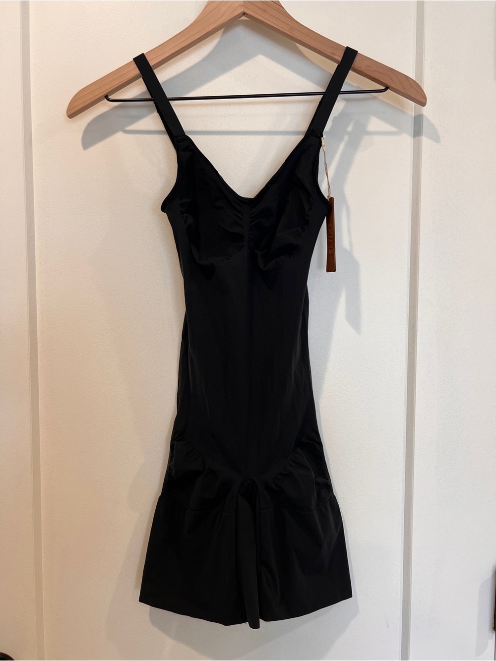 NEW NWT SKIMS Everyday Sculpt Mid Thigh Bodysuit